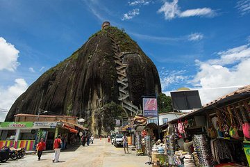 Shared Guatape and El Peñol from Medellin 