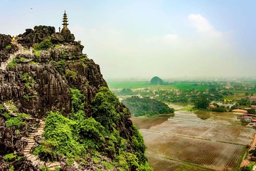 Day trip: Ninh Binh - Hoa Lu, Trang An and Mua Cave with Limousine Bus