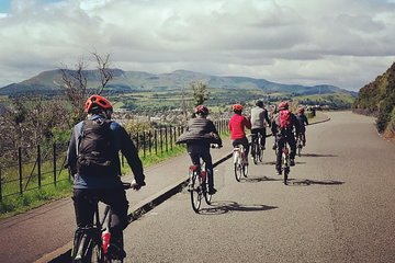 Edinburgh Sky to Sea Bike Tour with Choice of Manual or E-Bike