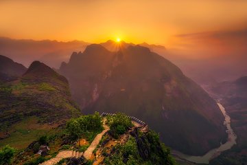 Panorama Of Unexplored Ha Giang Tour 4 Days