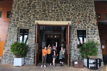 Sirromet Winery 3 Course Lunch, Tour, Tastings and Transfers