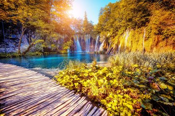 Private Tour to Plitvice Lakes from Zadar with Drop-off in Zagreb