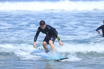 semi private surf lesson for beginners and intermediate at kuta and legian beach