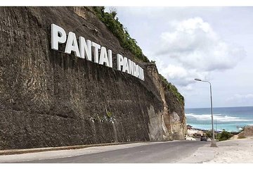 Pandawa Beach,Uluwatu Temple-Kecak-Dance&Dinner at Jimbaran Beach