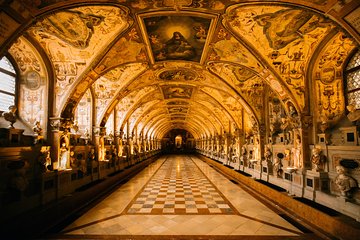 Ultimate Munich History Tour with a Local Expert: Personalized & Private 