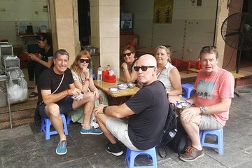 Hanoi Street Food Walking Tour