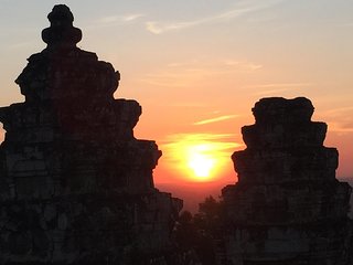 Angkor Wat Bakeng Sunset by Shared Tour