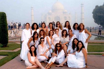 Day Excursion to visit Taj Mahal in Agra from Delhi