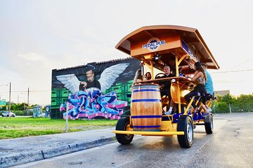 Pedal Pub Miami Wynwood Graffiti Bar Crawl-Full Bike Rental