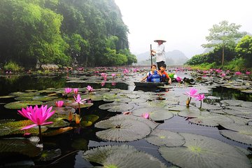 Private Huong pagoda day tour 