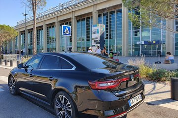 Private transfer by car: Marseille airport to / from Cassis-La Ciotat