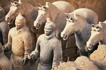 Zhengzhou Private Trip to Xi'an Terracotta Warriors & City Wall by Bullet Train 