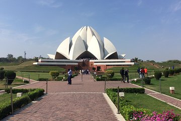 Exclusive Best of Delhi in half day city tour