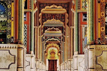  5-Days Golden Triangle Tour : Delhi Agra and Jaipur