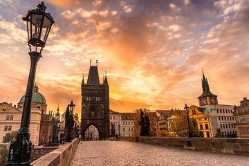 Private 4-hour Walking Tour of Prague with official tour guide