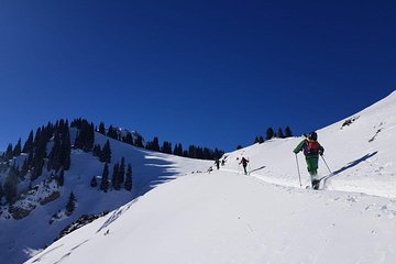 Ketmen ridge skitour programme