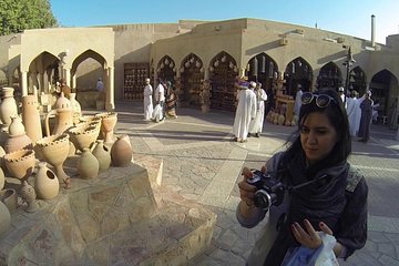 Nizwa , Bahla and Jabrin fort (Weddings and honeymooners)