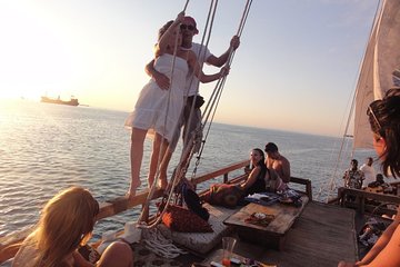 Omani dhow:Coastal and Sunset Cruise