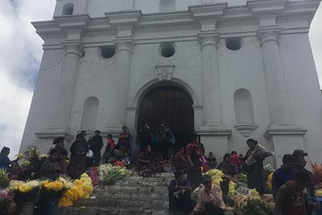 Shared shuttle - Visit Chichicastenango Market