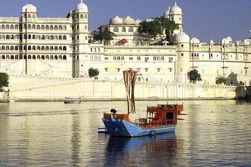 6 Days Golden Triangle Tour with Udaipur : Delhi, Agra, Jaipur