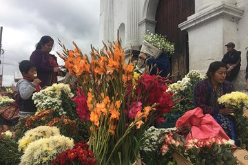 Shared shuttle - Visit Chichicastenango Market