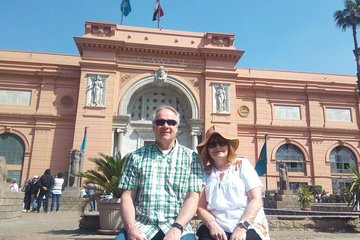 City tour in Egyptian Museum, Coptic Cairo and Khan El-Khalili Bazaar