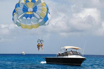 parasailing trip