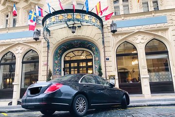 Private Transfer from Prague Hotel to Prague Airport