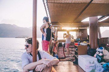 Full Day Dhow Cruise :Khasab Tours