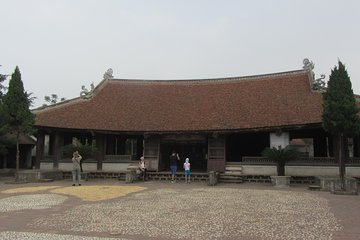 Duong Lam Ancient – Van Phuc Silk Villages Private Tour