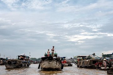 PRIVATE "Non-Touristy Floating Market"