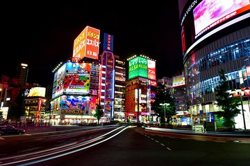 Tokyo by Night Photoshoot & Learn