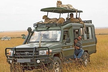 13-Days Discover Kenya Wildlife Private Safari & Diani Beach Holiday 