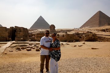 Giza Pyramids, Memphis and Sakkara with lunch Private Tour
