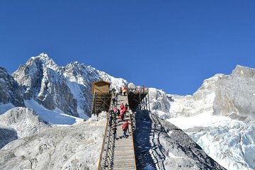 Lijiang Private Tour: Jade Dragon Snow Mountain, Baisha and Longquan Village