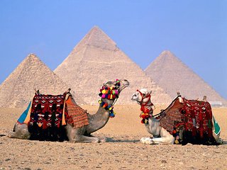 Enjoy Cairo , Pyramids, Museum and More : 3 Days Package With 5 Stars Hotel