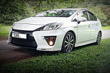 Luxury cars for rent with driver