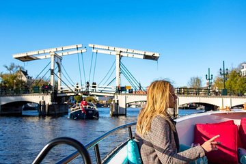 The Cozy and Fun Canal Tour