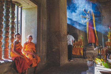 10 Must-See Temples in Angkor Park (Private Guided Tour with SUV Car Driver)