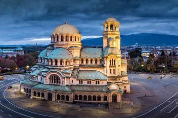 Walking tour among Sofia churches