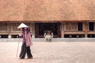 The Traditional Village of Duong Lam and Hanoi