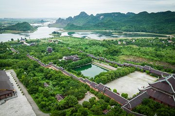 Full Day Impressions of Tam Coc and Hoa Lu