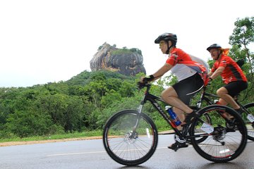 Cycling in the Backyards of Sigiriya