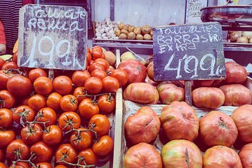Market tour with Fork breakfast
