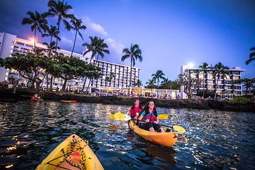 Historic Hilo Bay Waterfalls by Kayak