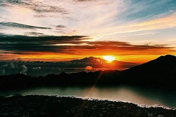 Sunrise mount batur trecking all inclusive