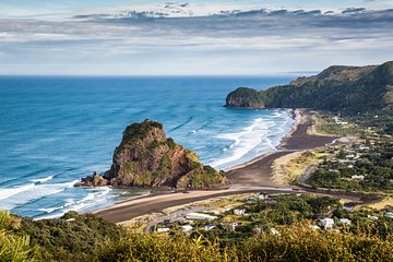 Private Auckland's West Coast - Piha/ Muriwai - Wild West Tour