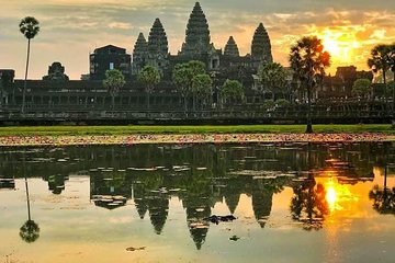 Angkor Wat Sunrise Tour Temple with Guide from Siem Reap