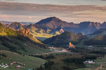 Chinggis Khaan Statue Complex and Terelj National Park 1 day