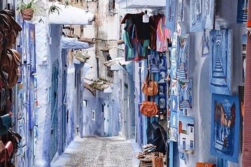 Private Luxury Day Trip from Fes to Chefchaouen 